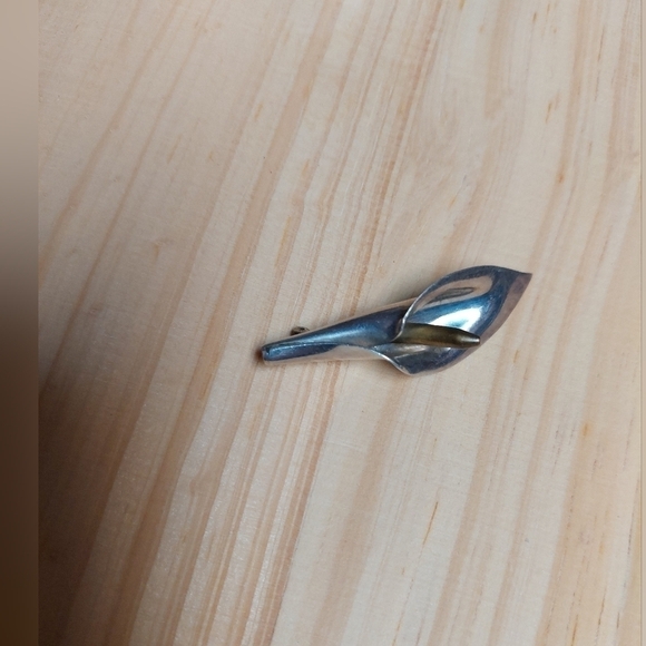 Vintage* 40s Sterling .925 Lily Brooch - Picture 6 of 7